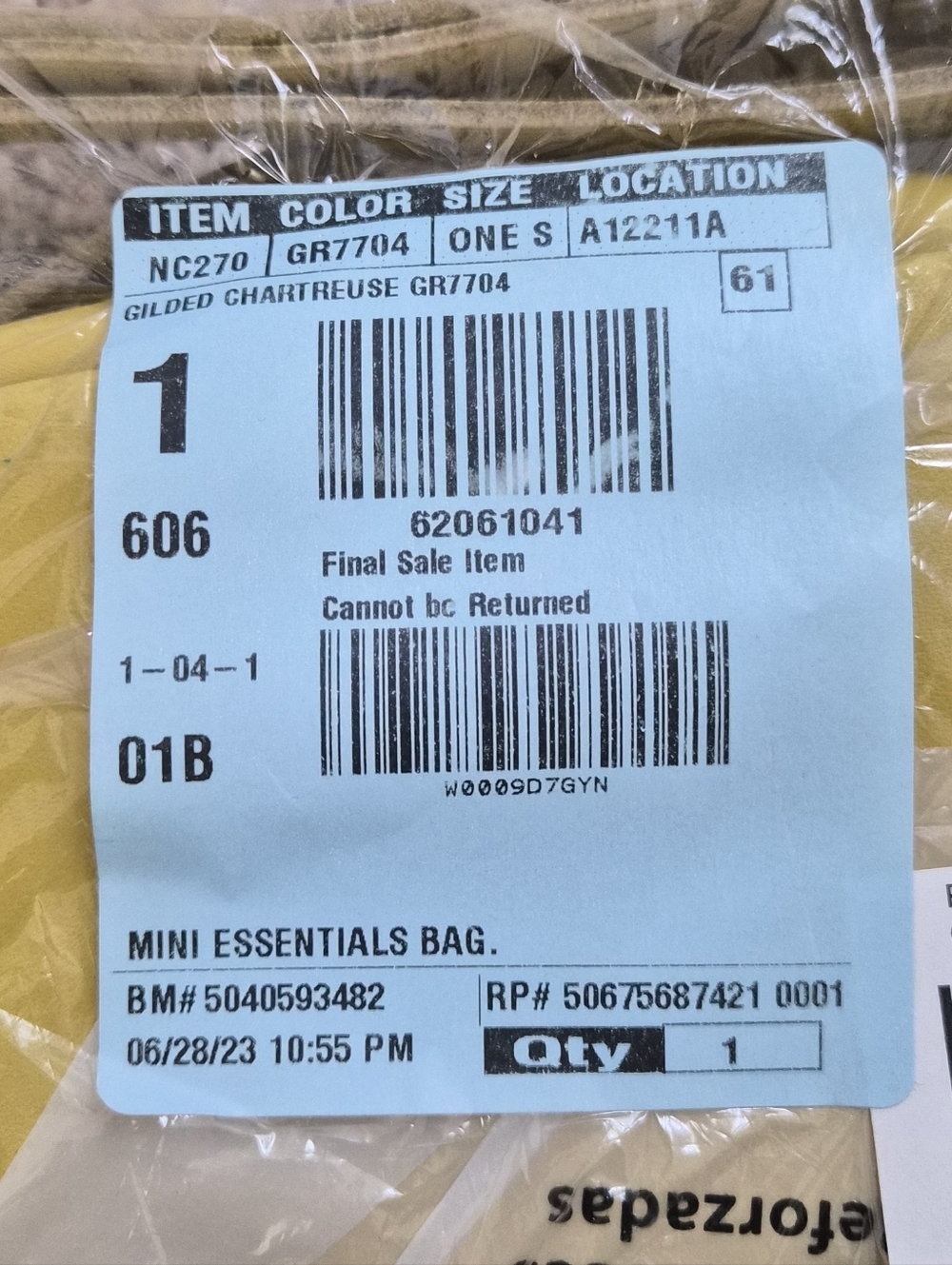 NWT Madewell The Leather Carabiner Mini Crossbody Bag in Guilded Chartreuse - Picture 5 of 5